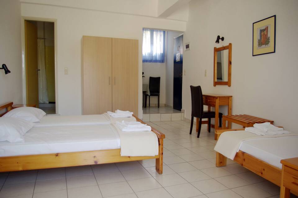 Christof Studios & Rooms 2