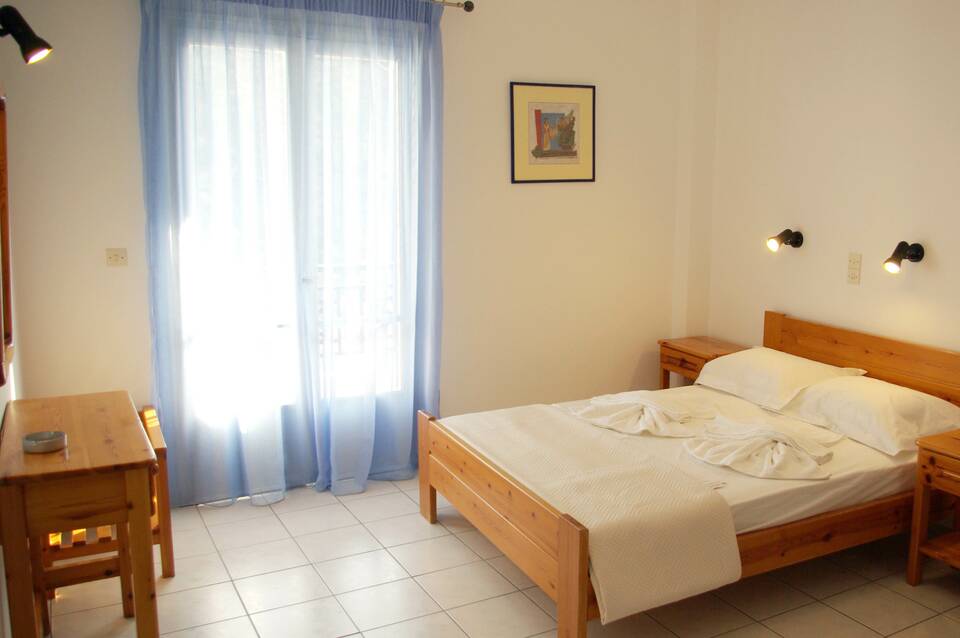 Christof Studios & Rooms 4