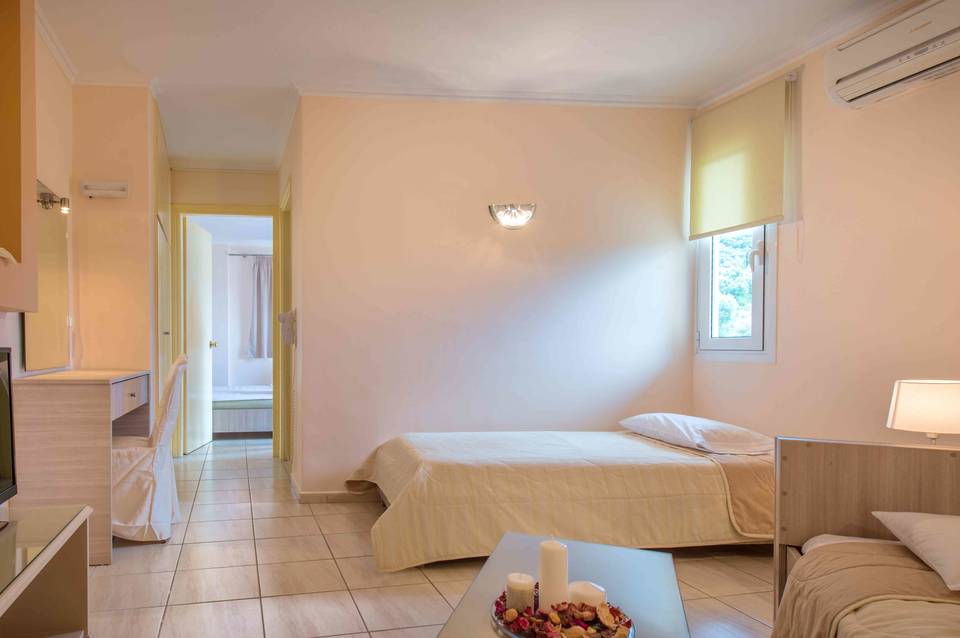 Varres Hotel 5