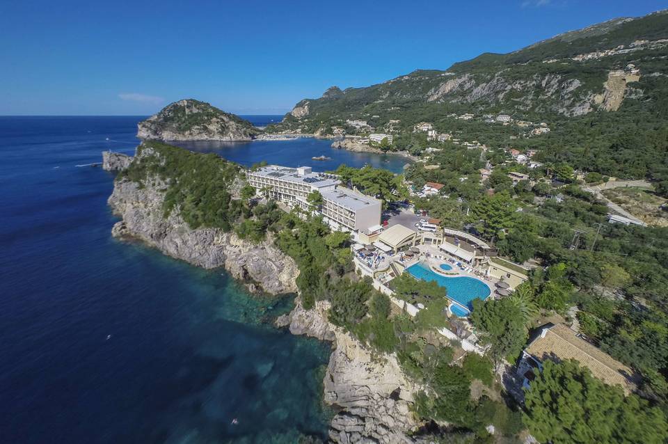 Akrotiri Beach Resort Hotel 4