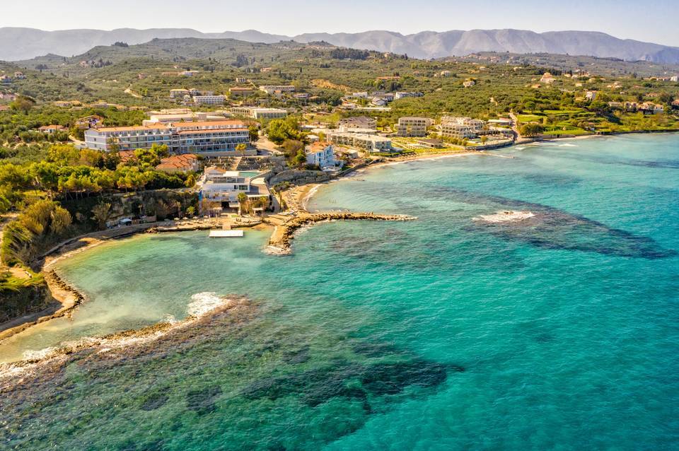 Alexandra Beach Resort & Spa 1
