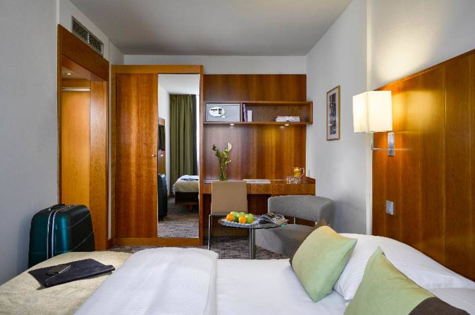 K+K Hotel am Harras 4