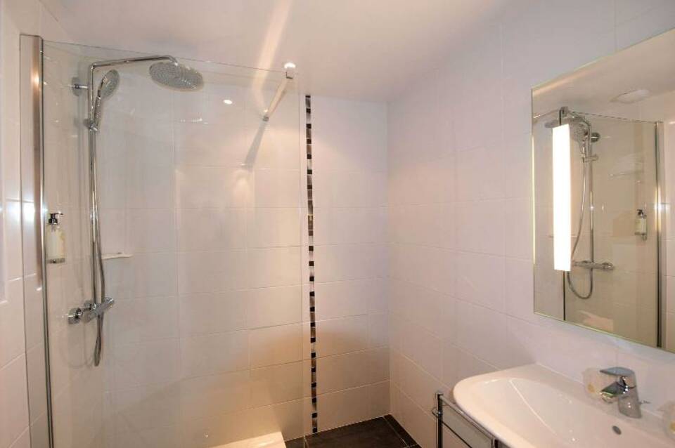 Best Western Plus Hotel Le Patio des Artistes 4