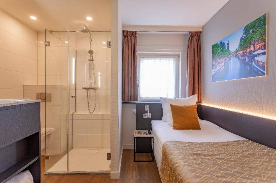 Avenue Hotel 4