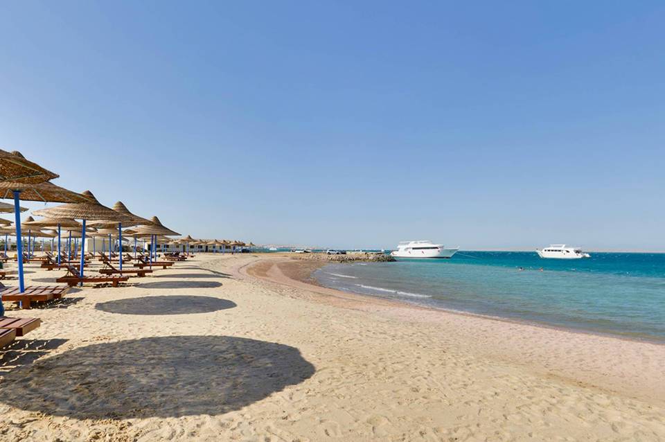 Royal Lagoons Aqua Park Resort & Spa 3
