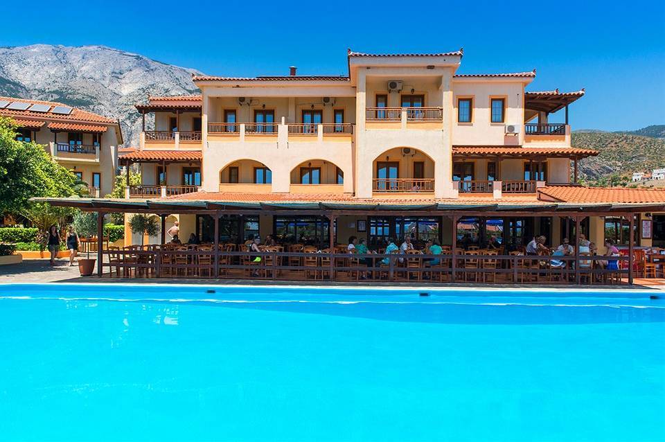 Kampos Village Resort 4