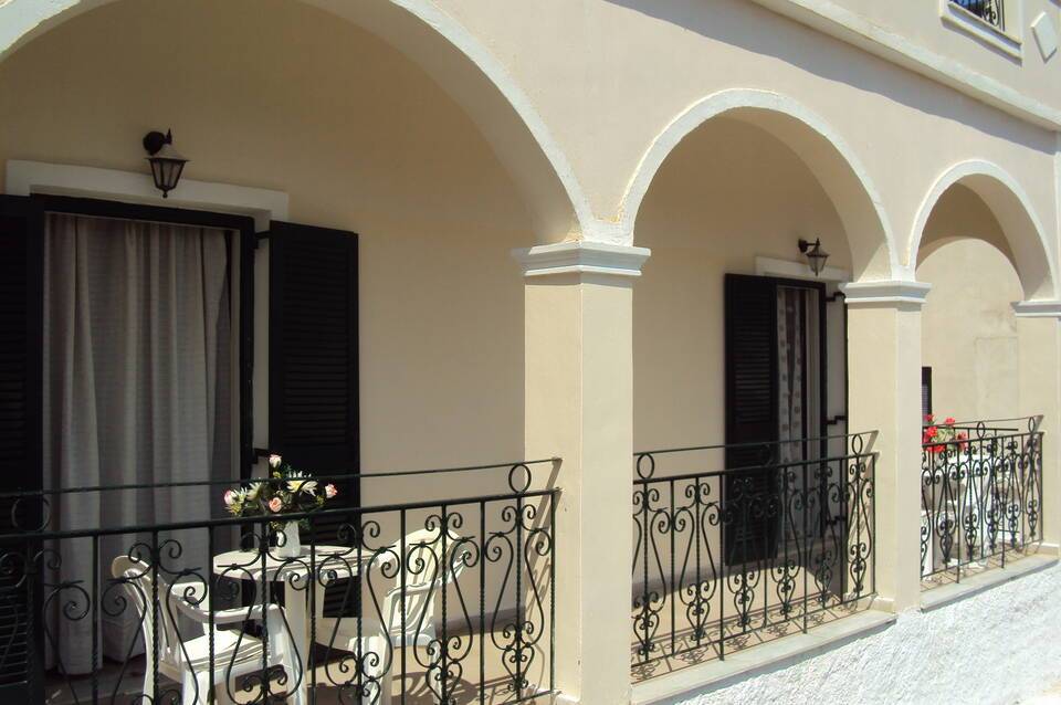 Kavos Panorama Complex 1