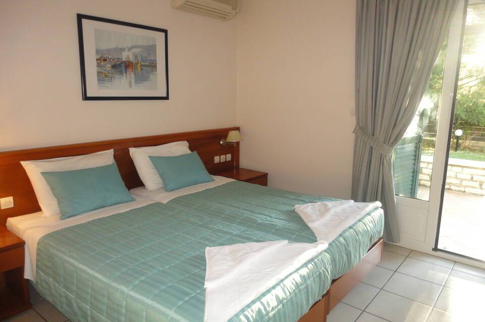 Ostria Apartments 2