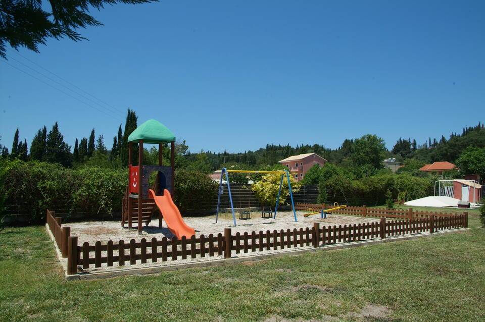 Ostria Apartments 3