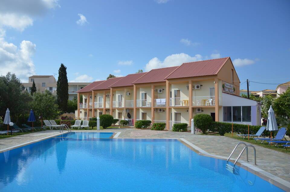 Aggelos Family Hotel 2