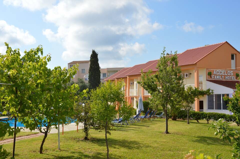 Aggelos Family Hotel 3