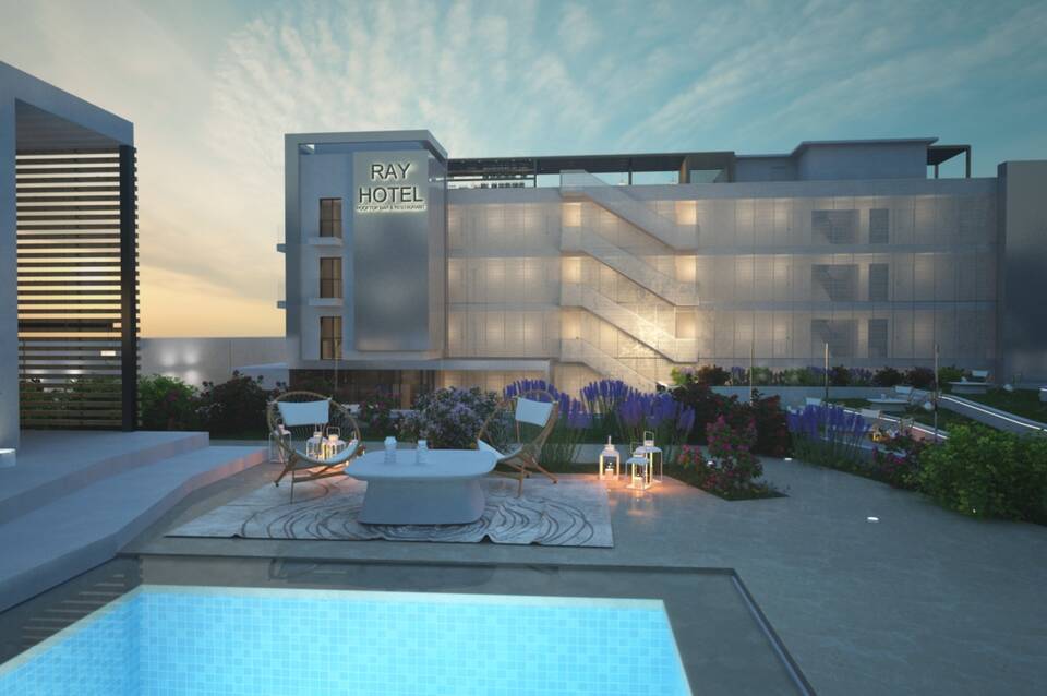 Ray Hotel 3