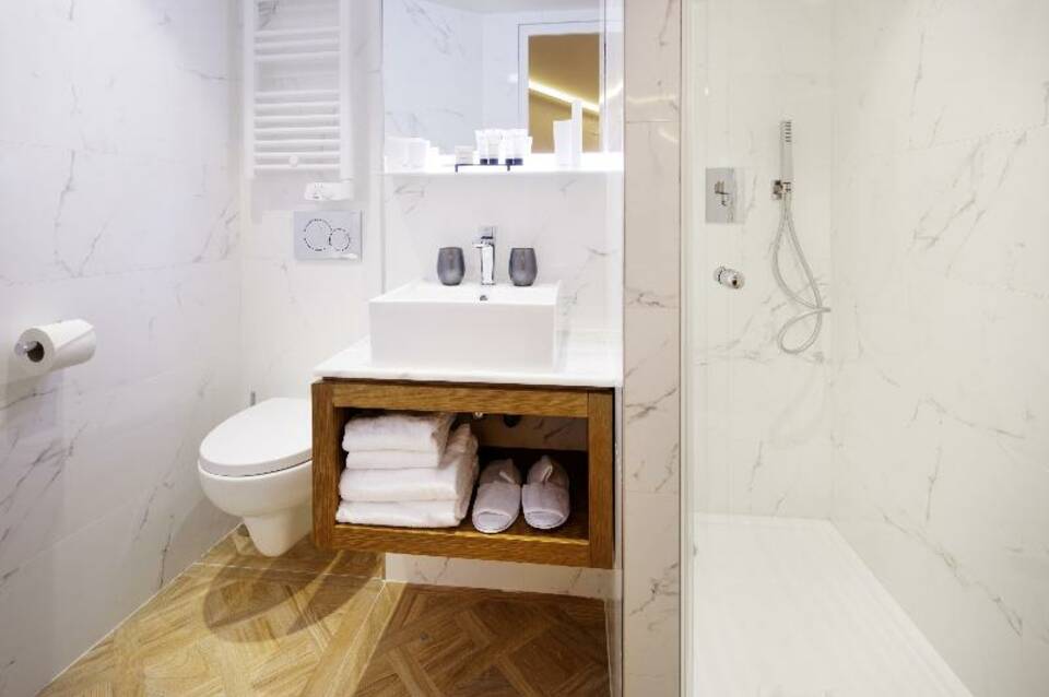 Hôtel Petit Lafayette 3