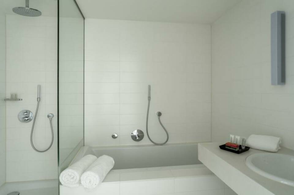 Room Mate Aitana 3