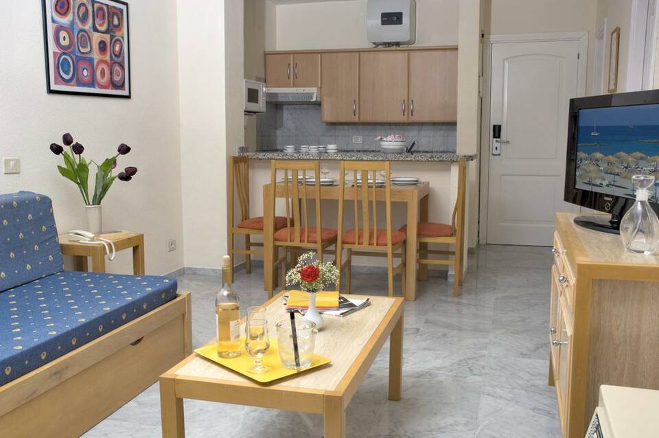 Apartamentos Marola Park 5