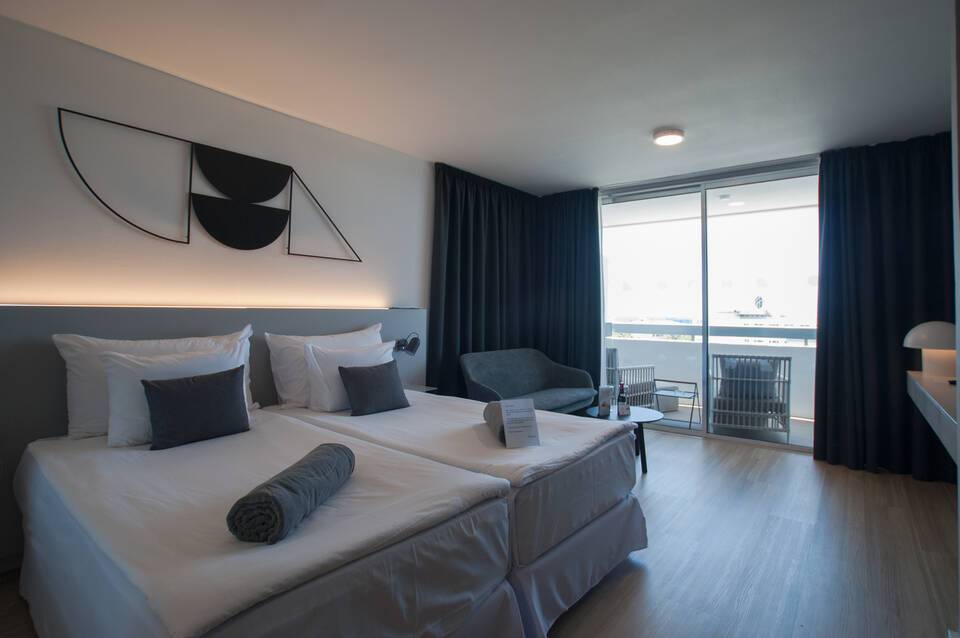 Coral Suites & Spa Hotel 4