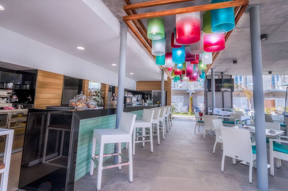Hotel LIVVO Los Calderones 5