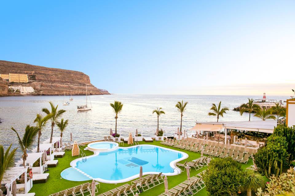 Hotel Livvo Puerto de Mogán 1