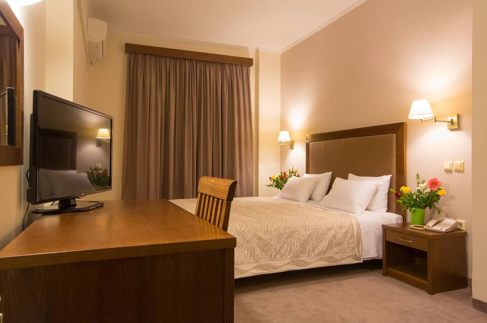 Marina Athens Hotel 1