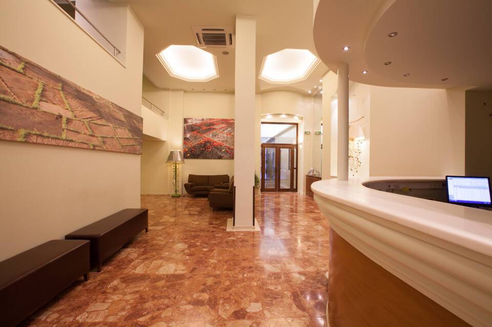Marina Athens Hotel 4