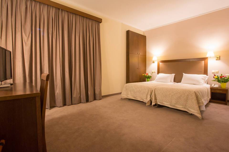 Marina Athens Hotel 5
