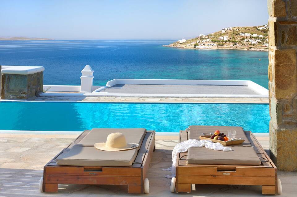 Amazon Mykonos Resort & Spa 5
