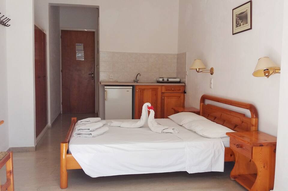 Kymata Hotel 4