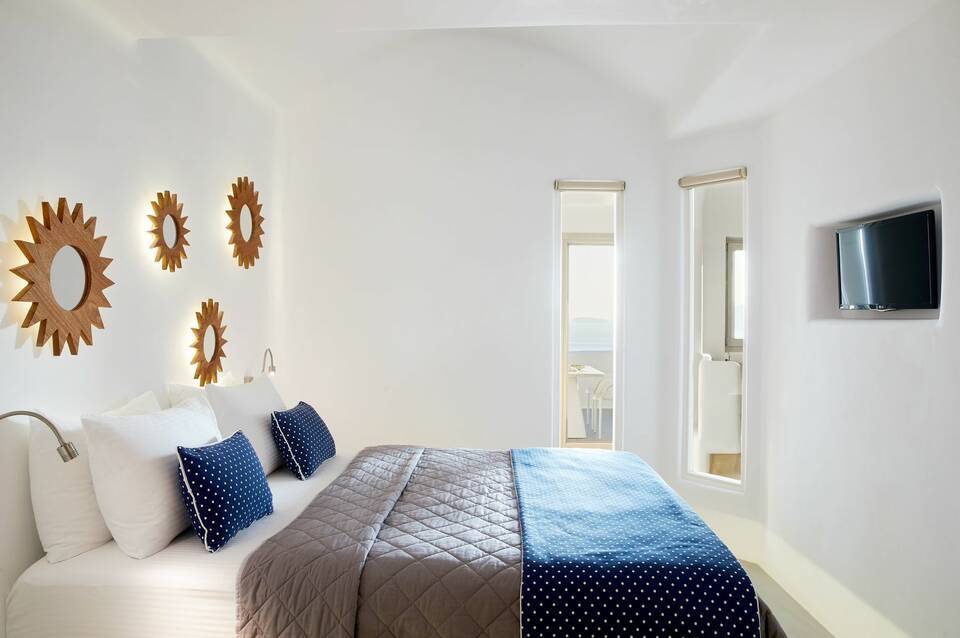 La Perla Villas & Suites 2