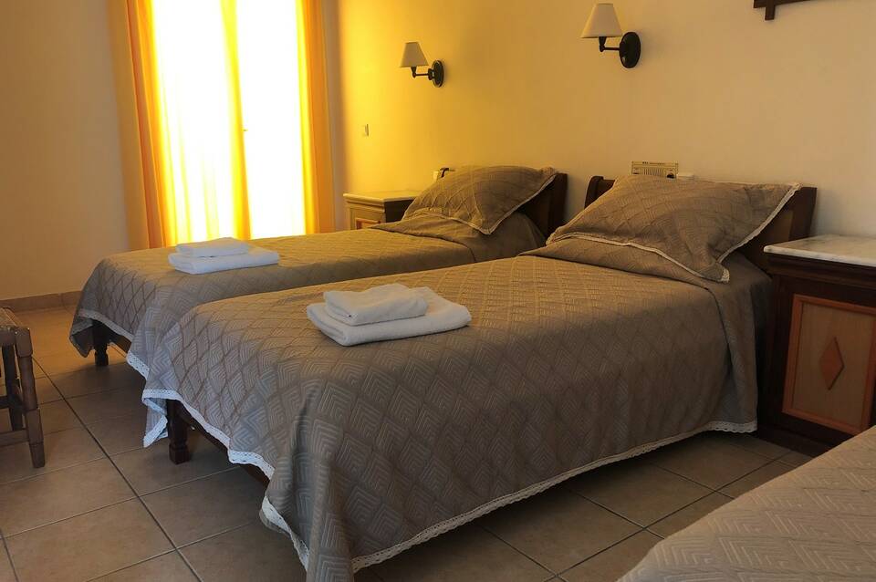 Karidis Hotel 2
