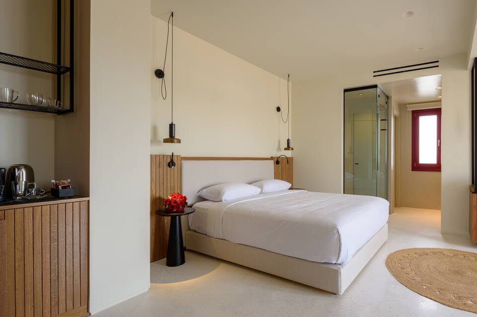 Potnia Theron Suites 3