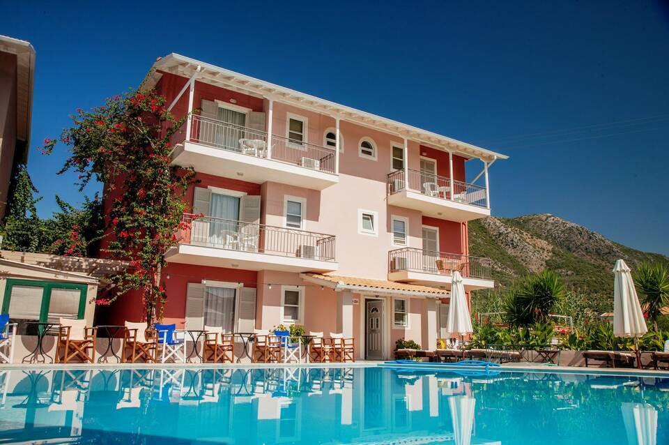 George Hotel 1