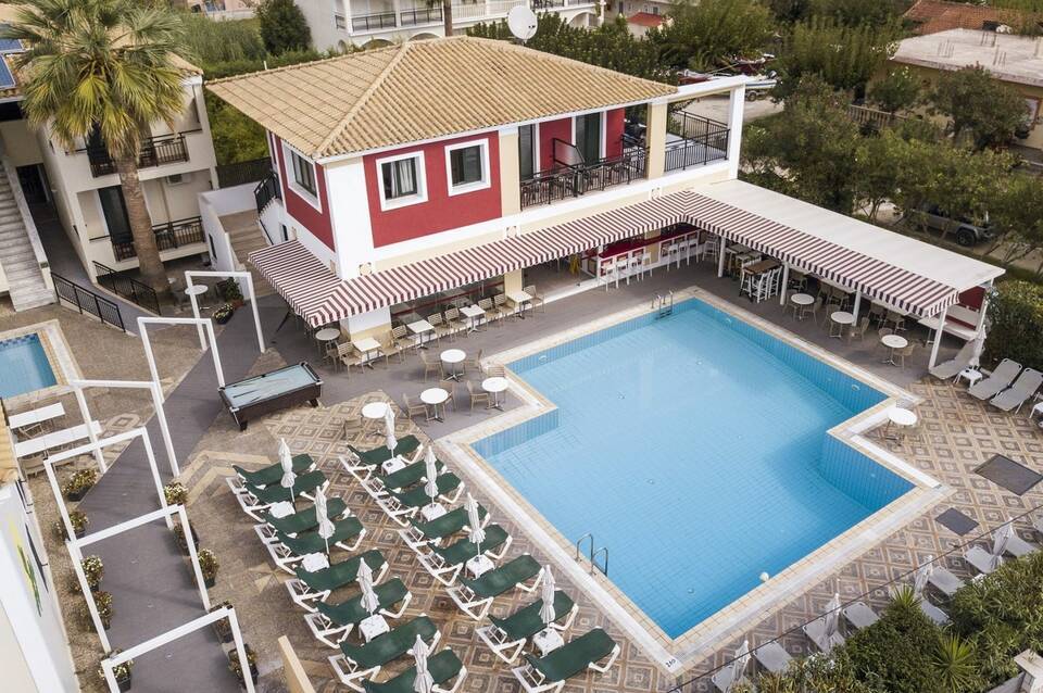 Cactus Hotel 1