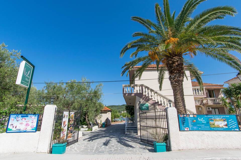 Zante Nest Studios & Apartments 3
