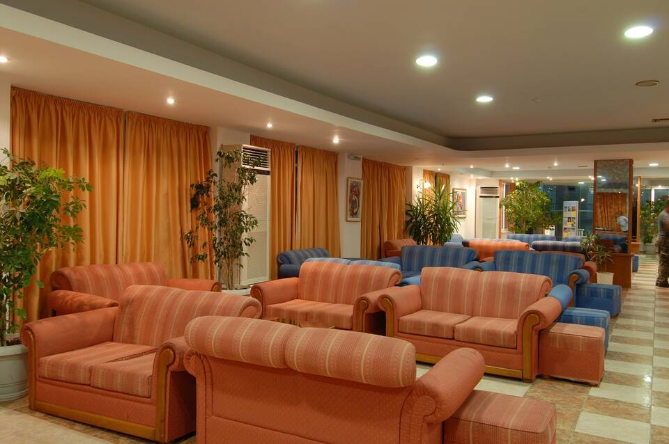 Planos Deluxe Hotel 4