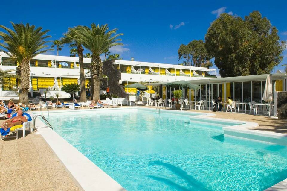 Arena Dorada Apartments 2
