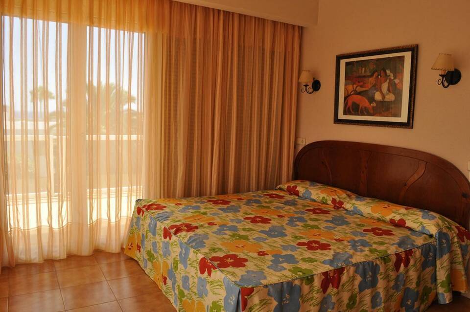Apartamentos Montemayor 1