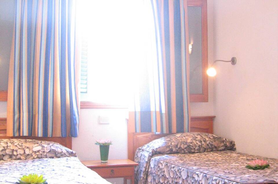 Apartamentos Leticia Del Mar 3