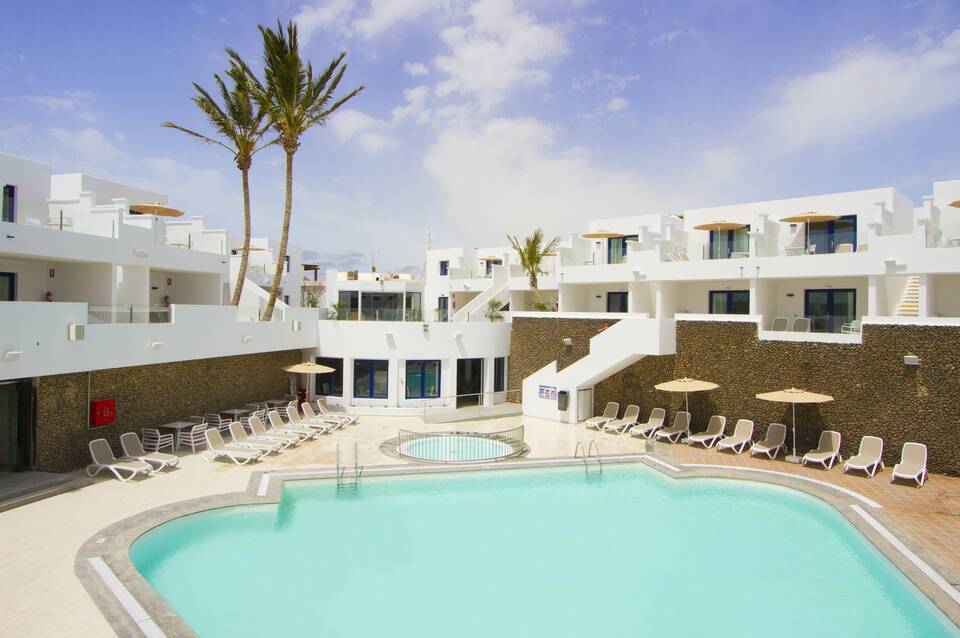 Aqua Suites Hotel Boutique 1
