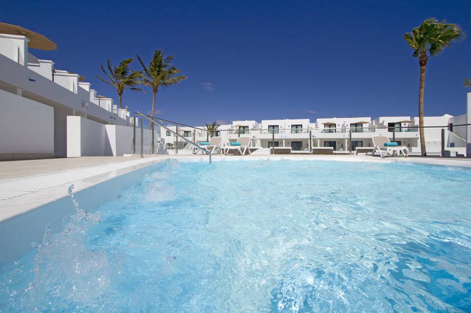 Aqua Suites Hotel Boutique 4