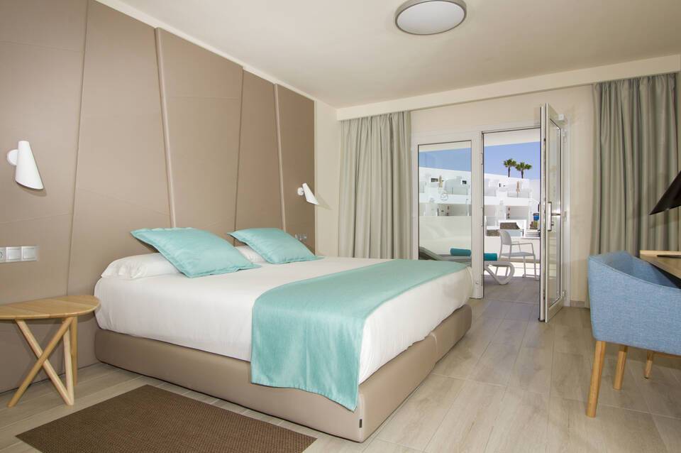 Aqua Suites Hotel Boutique 5