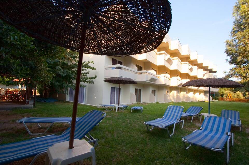 Delfinia Resort Hotel 5