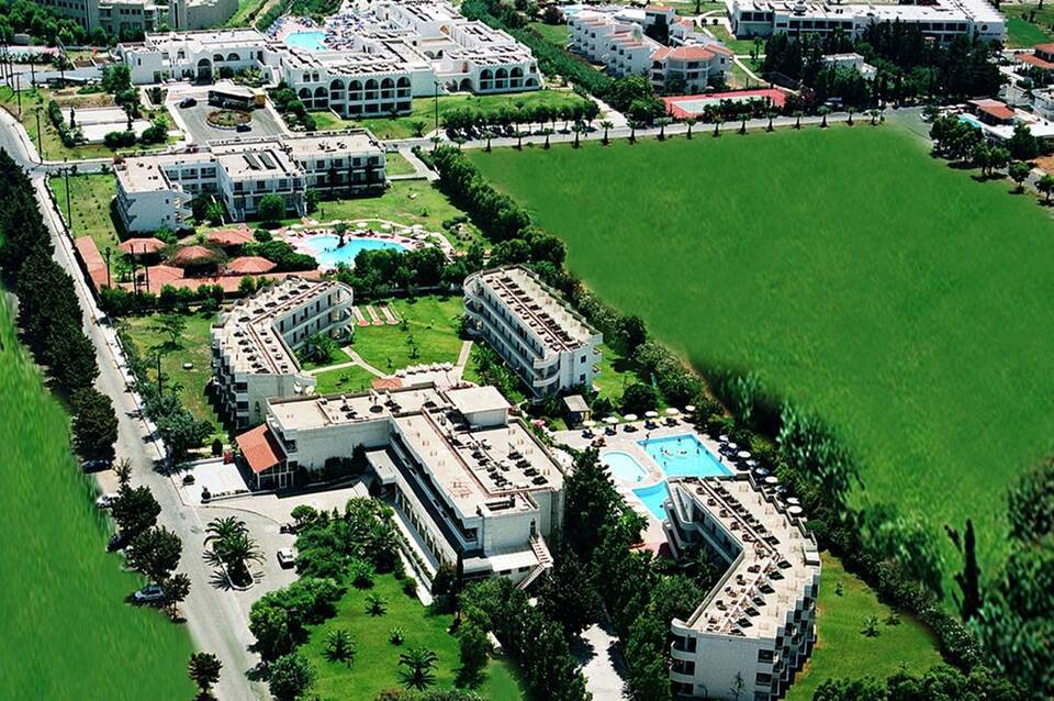 Delfinia Resort Hotel 1