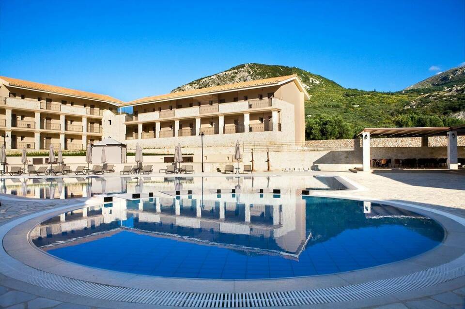 The Magnolia Resort 5