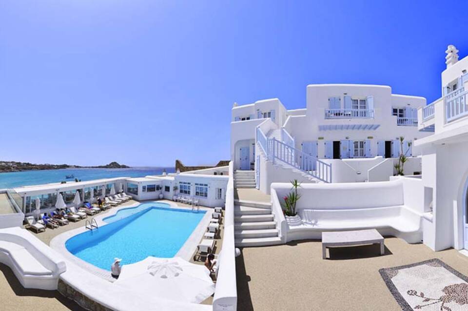 Petinos Beach Hotel 1