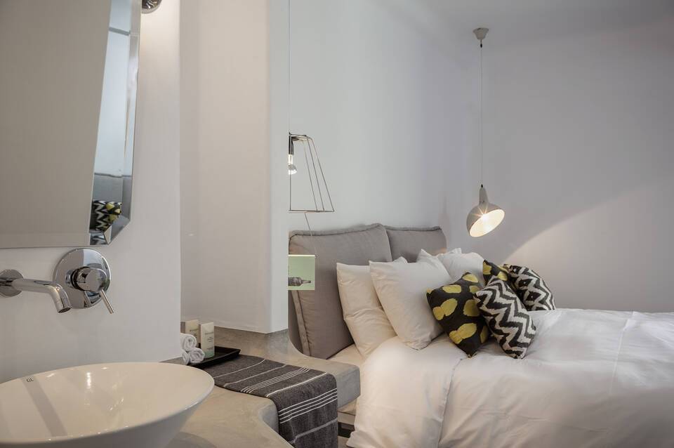 Boheme Mykonos Town - Small Luxury Hotels of the World 4