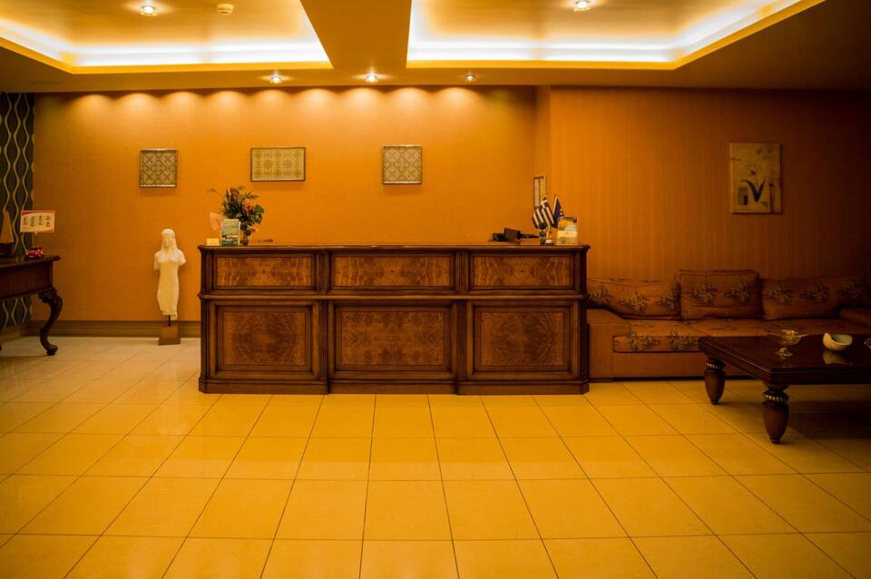 Tesoro Hotel 4
