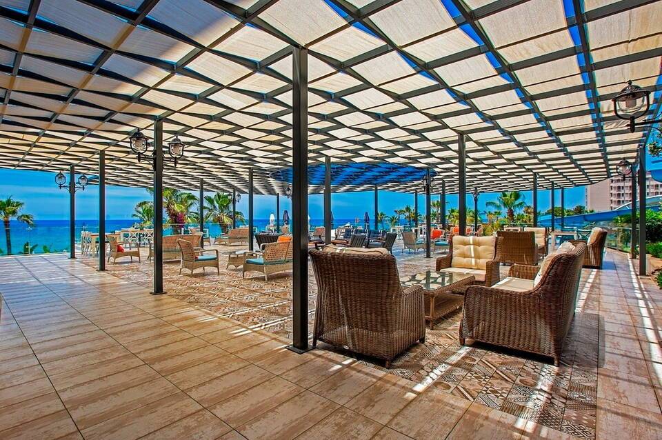 Aria Resort & Spa 5
