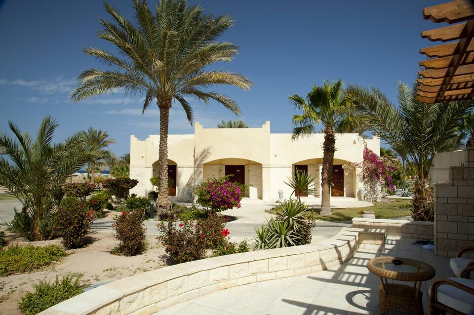 SUNRISE Juman Beach Resort 2