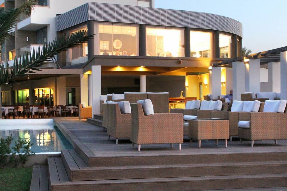 The Ixian Grand & All Suites 3