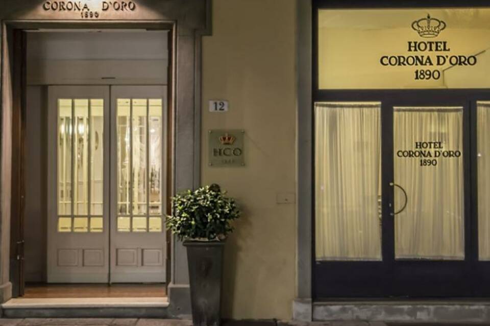 Hotel Corona d'Oro 1890 1